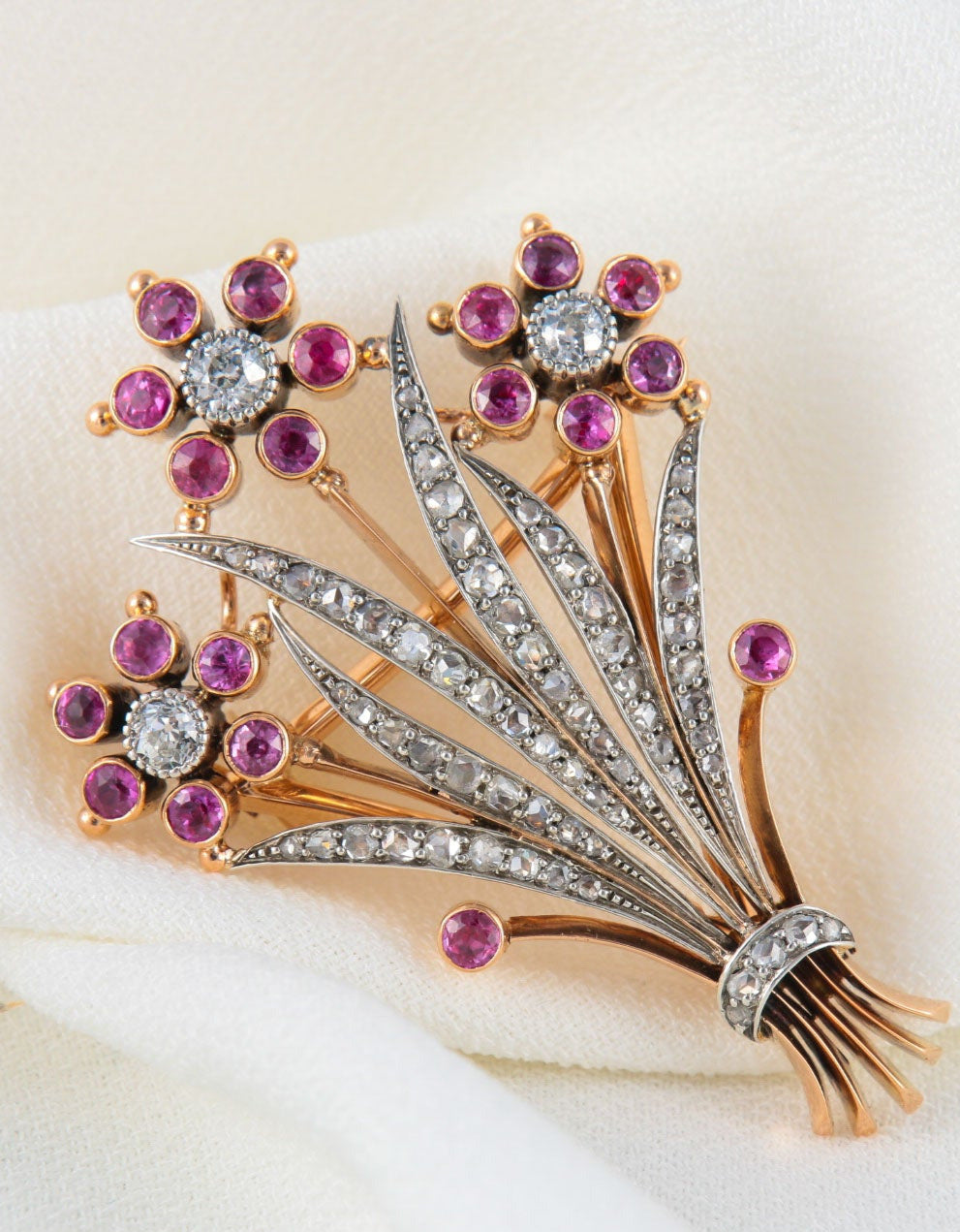 Belle Epoque Flower Pendant Brooch in Gold, Silver, Diamonds and Ruby