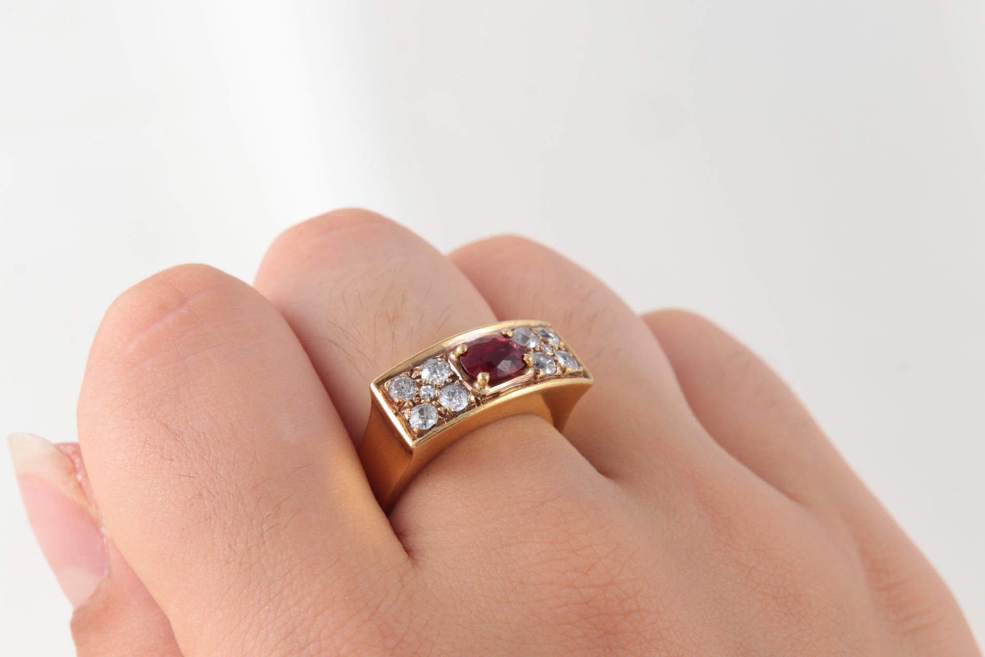 Vintage Signet Ring in Gold, Ruby and Diamonds