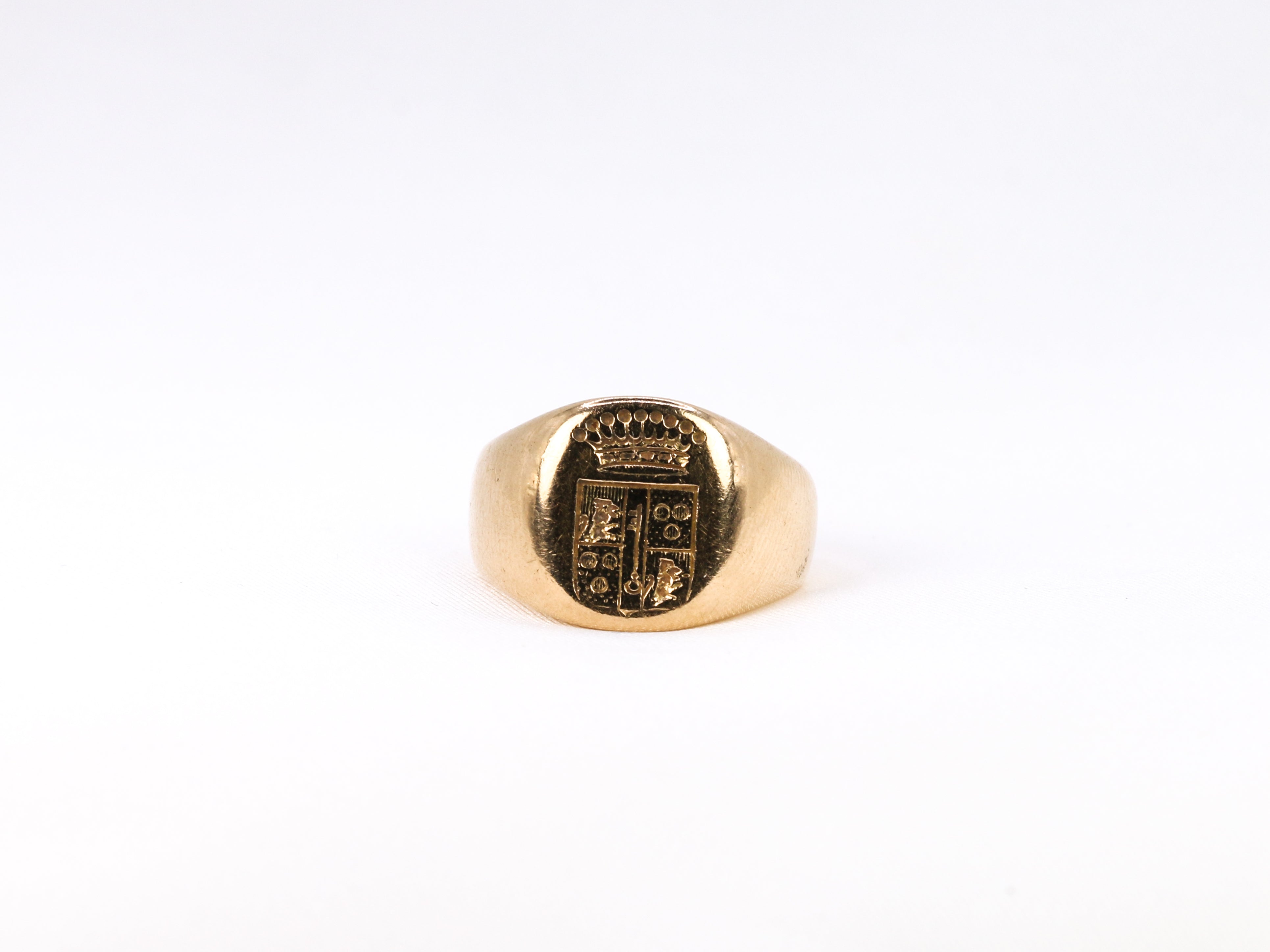 Antique gold signet ring engraved with the arms of the Marquis d'Antin