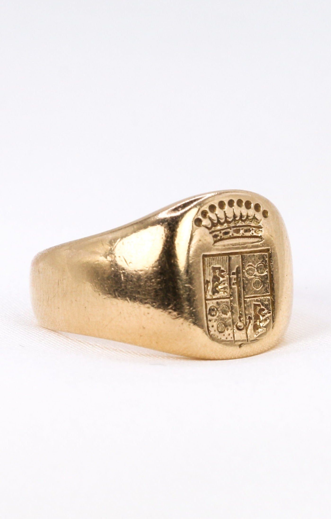 Antique gold signet ring engraved with the arms of the Marquis d'Antin