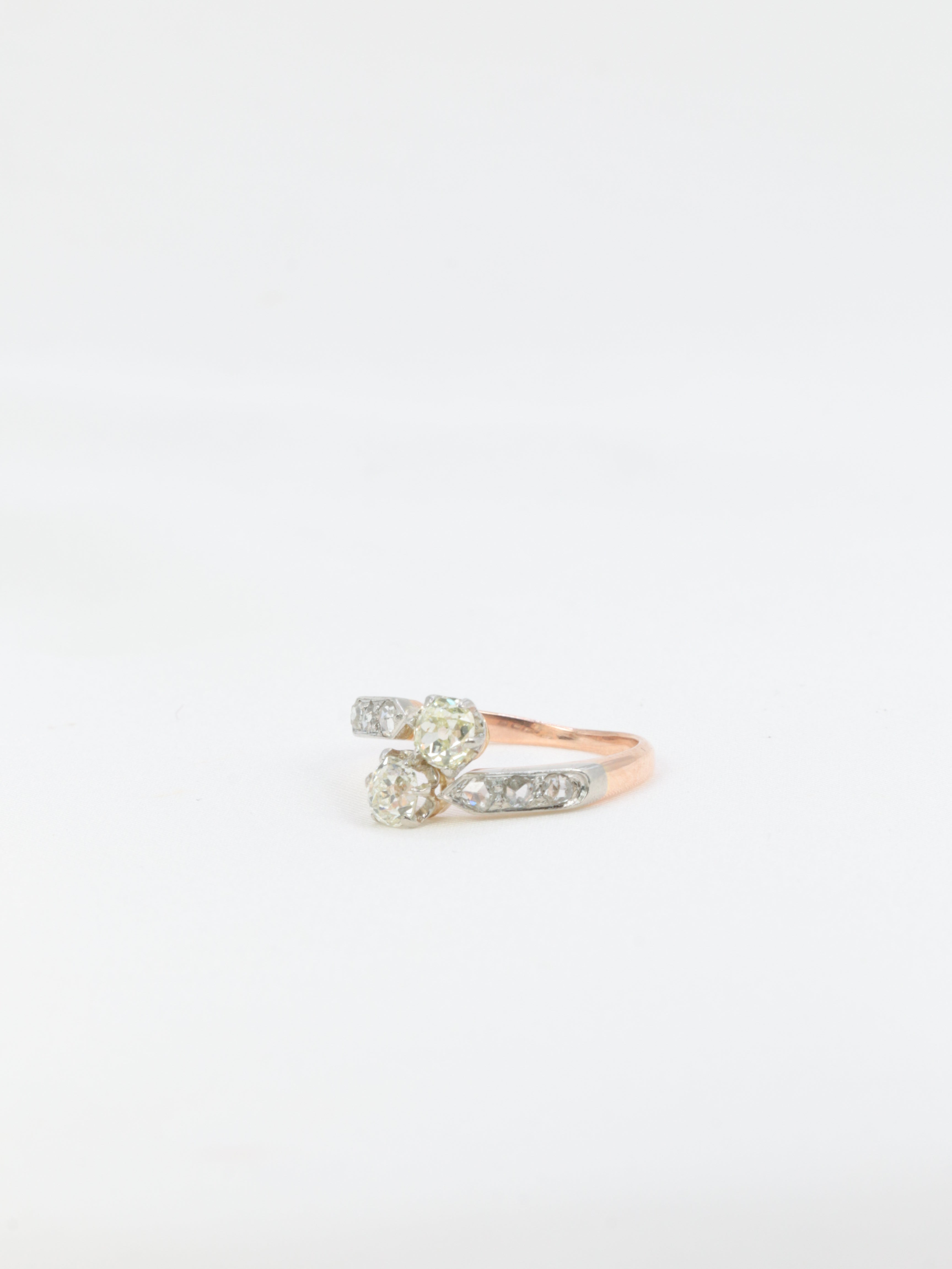 Bague Toi et Moi vintage en or et diamants taille ancienne
