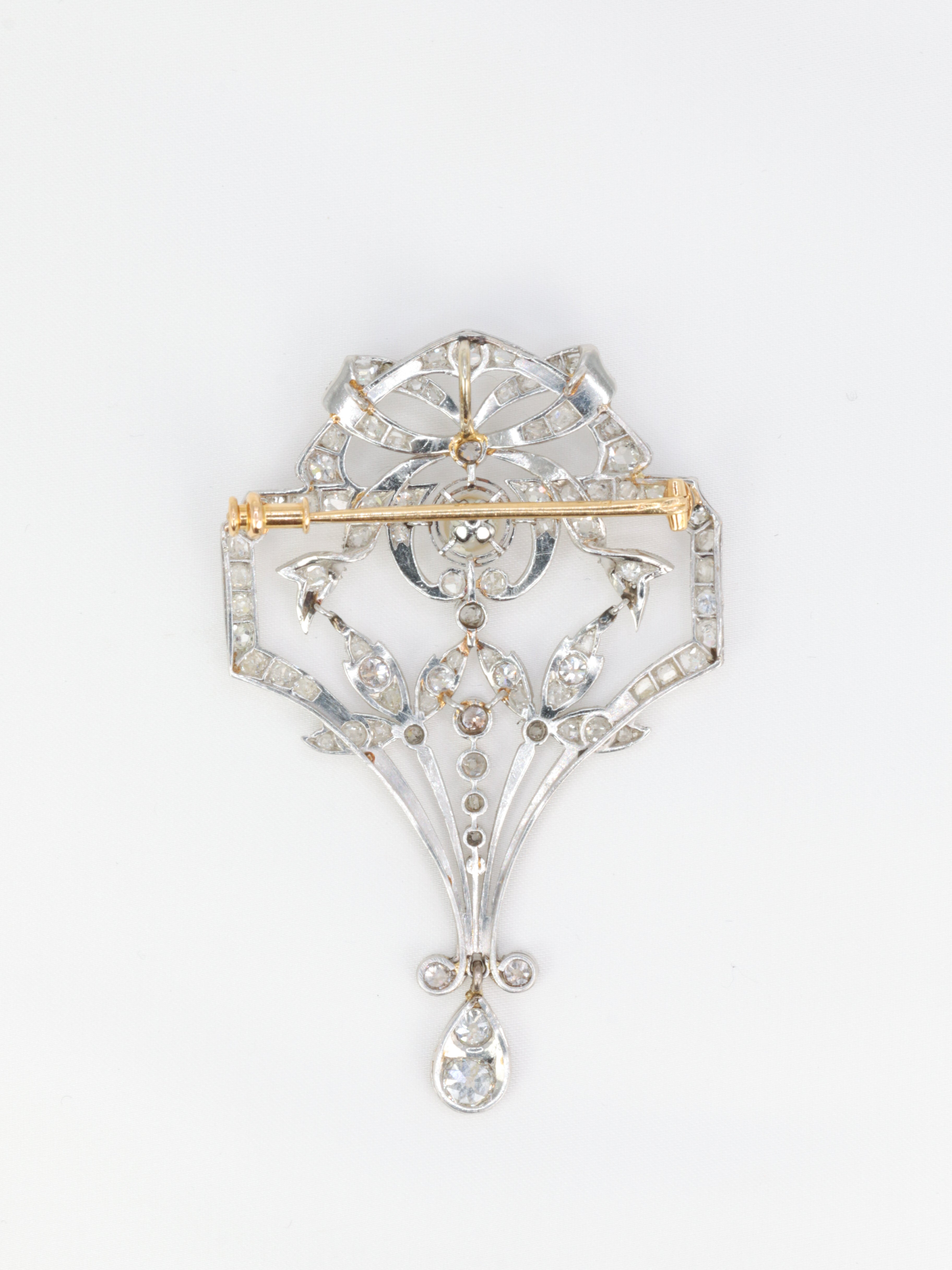 Belle Epoque Pendant Brooch in gold, platinum, pearl and diamonds