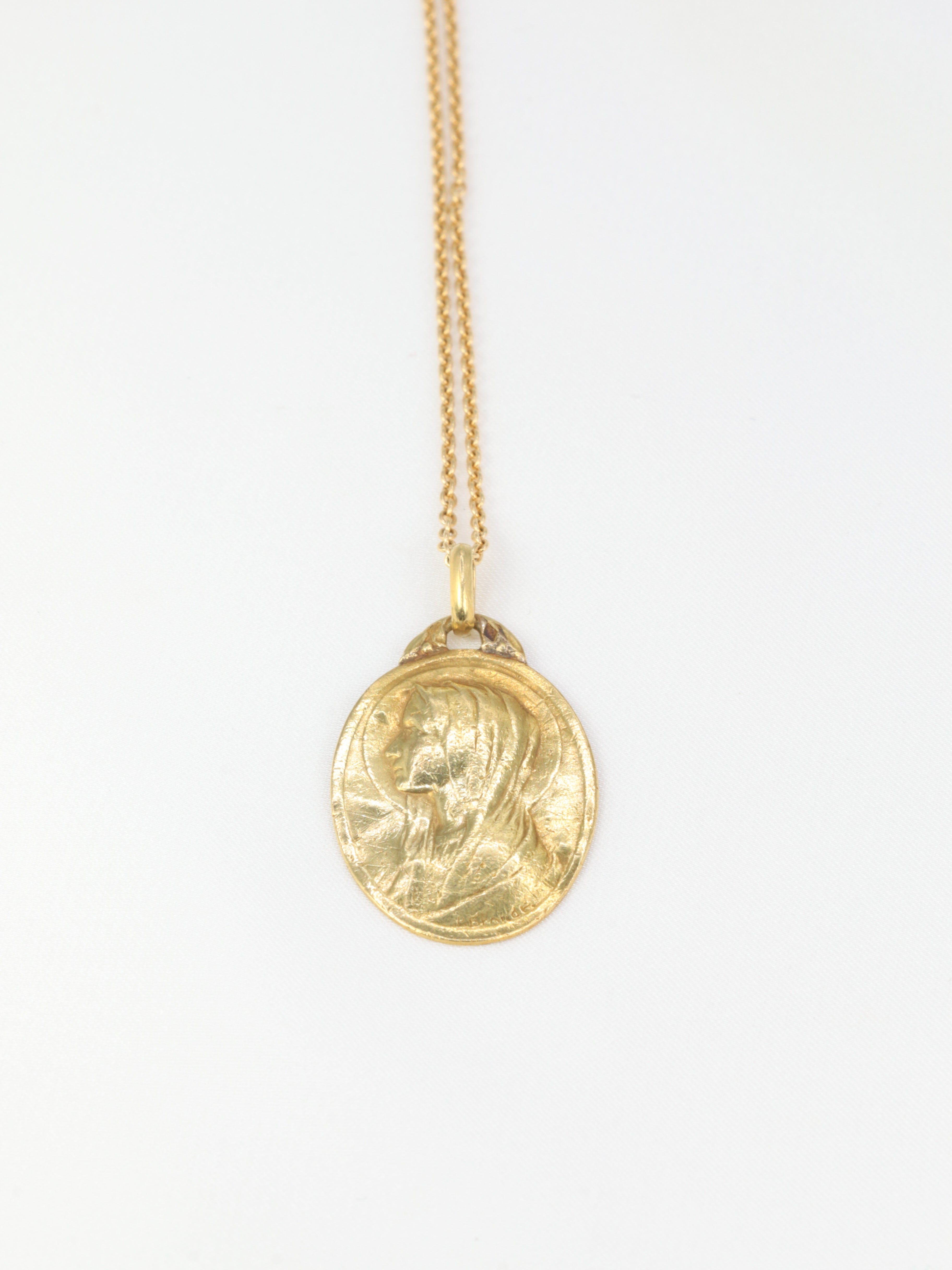 PAUL BRANDT Old gold medal depicting the virgin