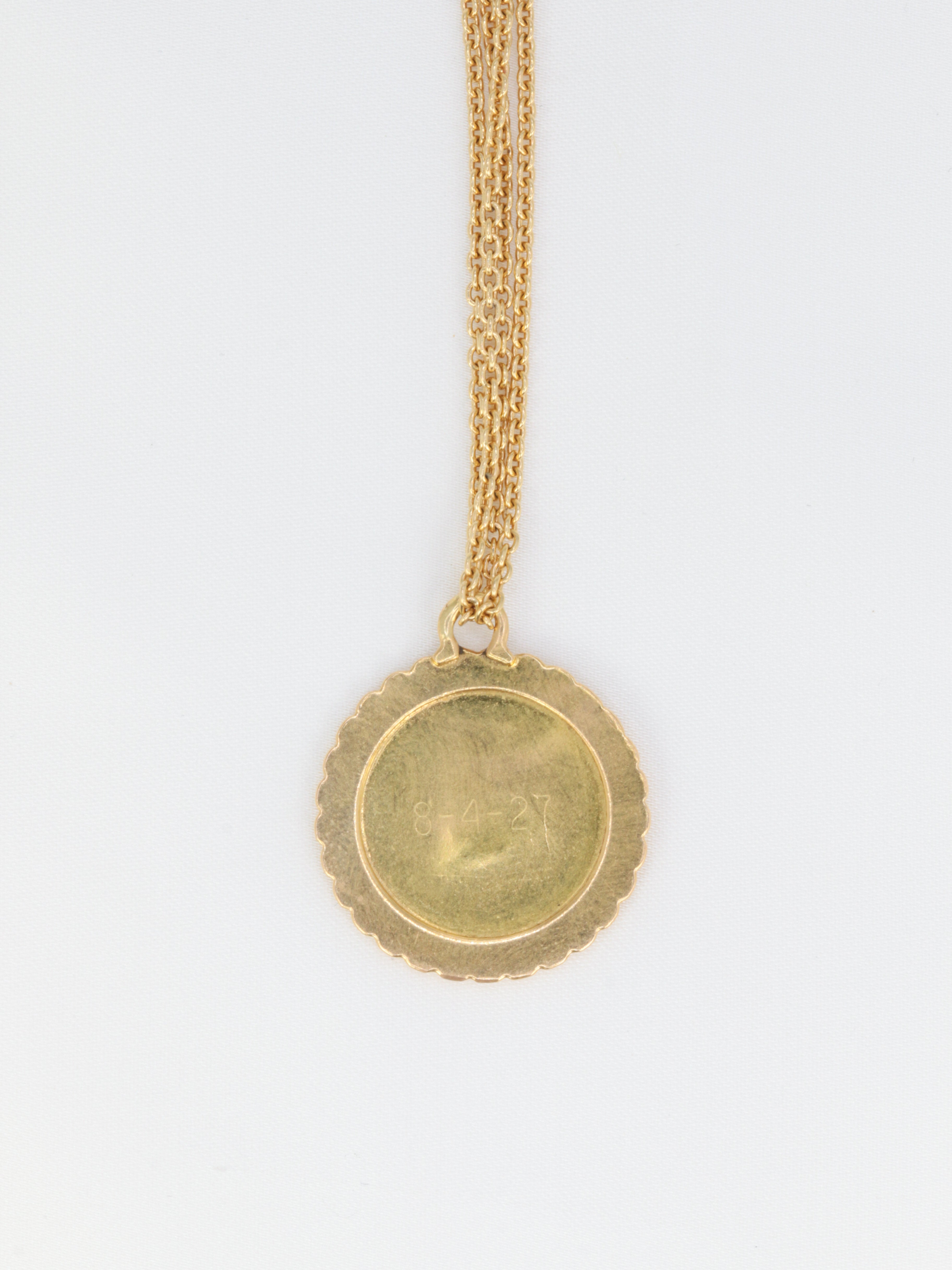 Vintage ram medal pendant in yellow gold